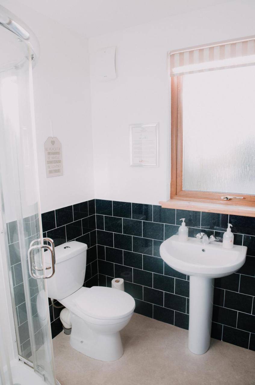 Greenbank Bed & Breakfast Монтроуз Екстериор снимка